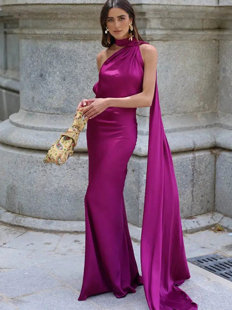 Robe de Soirée Lyra — Satin, Col Américain & Dos Nu (Invitée)