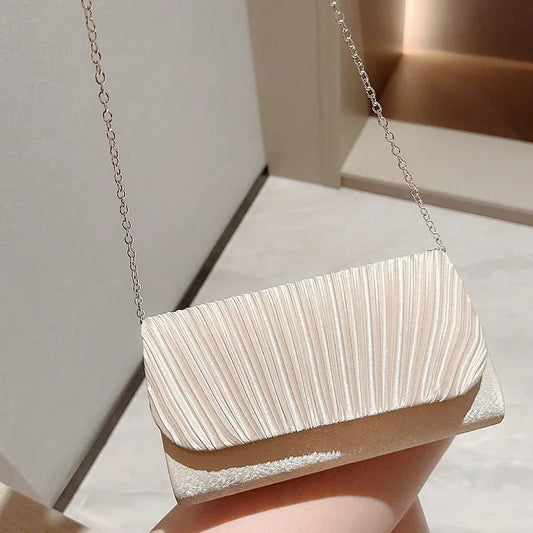 Minaudière Perléane — Pochette de Soirée Strass & Chaîne Dorée