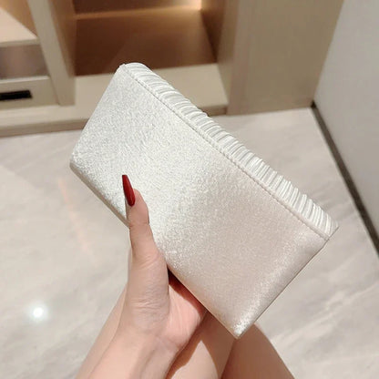 Minaudière Perléane — Pochette de Soirée Strass & Chaîne Dorée
