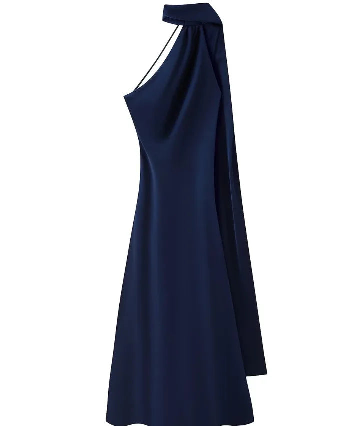 Robe de Soirée Lyra — Satin, Col Américain & Dos Nu (Invitée)