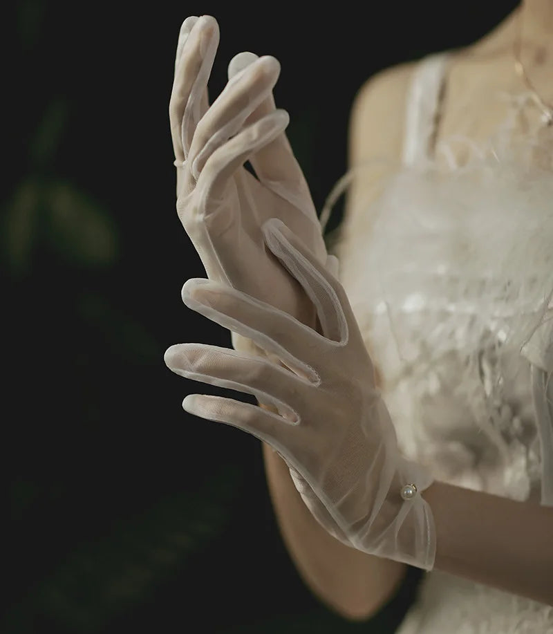 Gants de robe de mariée en satin blanc, courts et élégants, avec nœud en perles, en maille, accessoires photo polyvalents, rétro perle