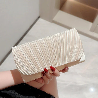 Minaudière Perléane — Pochette de Soirée Strass & Chaîne Dorée